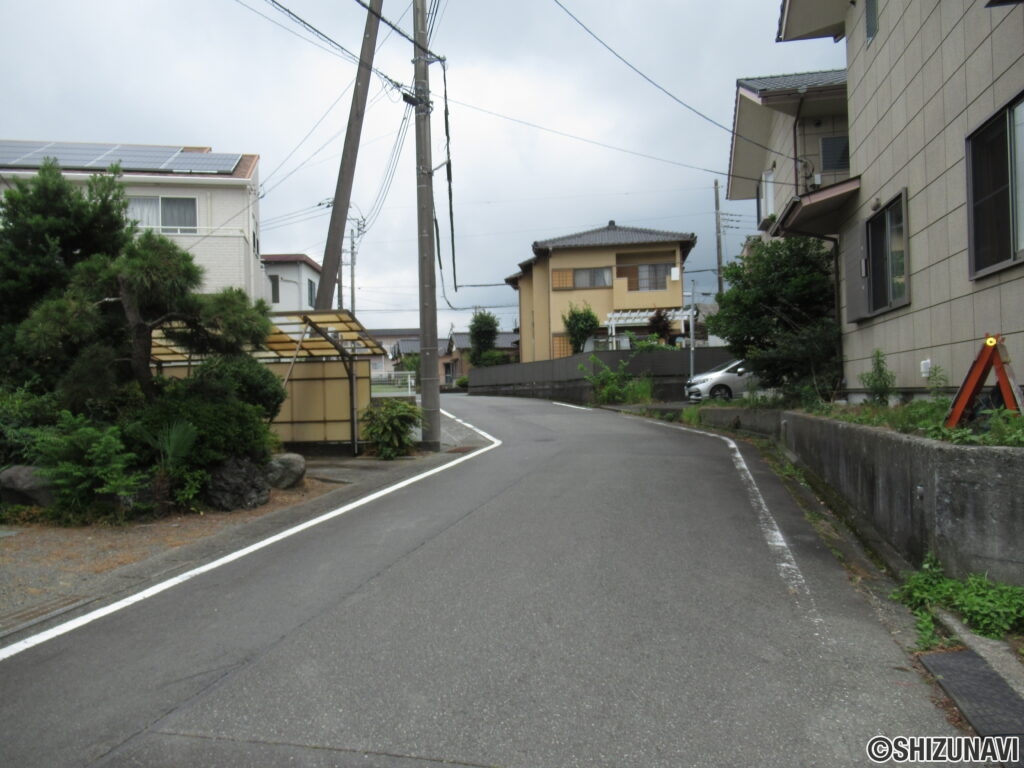 富士市伝法　道路