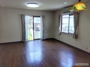 富士市今泉八丁目　中古住宅　室内