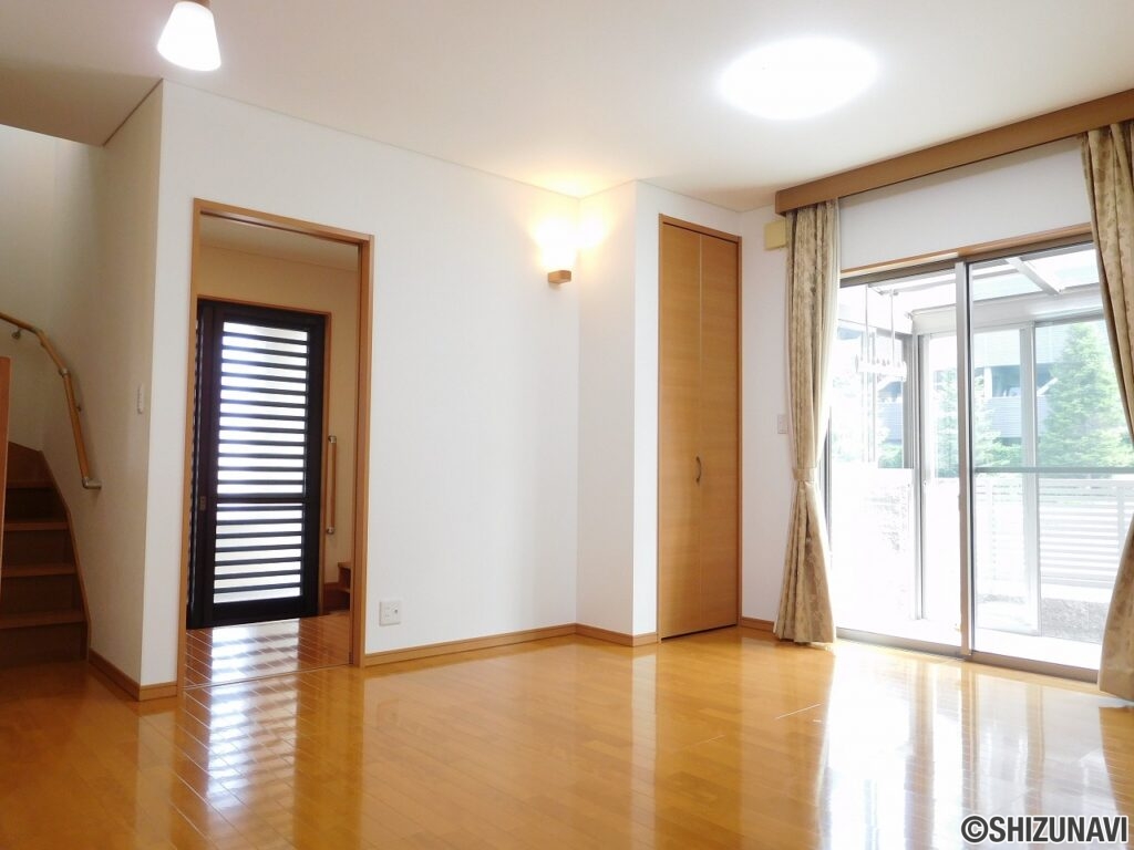 長泉町中土狩　中古戸建