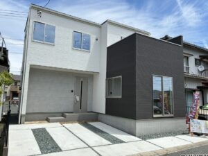 【2025年11月完成済】浜松市中央区原島町　3LDK　買い物に便利なエリアです　の物件画像