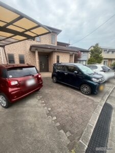 広々とした駐車スペースです。