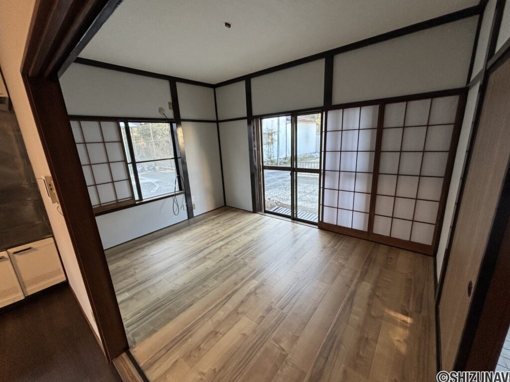 野中戸建て　洋室1