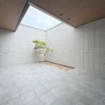 駿河区高松　中庭