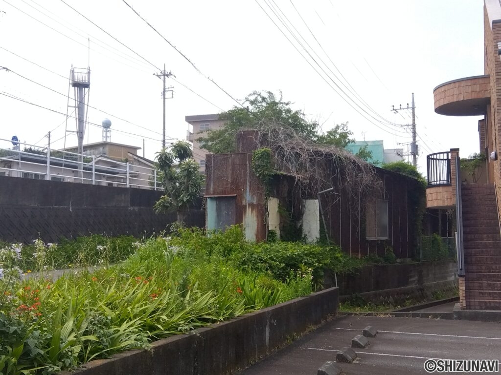 【土地】三島市徳倉四丁目 (三島駅）　現況渡しの画像