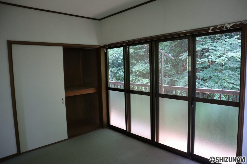 【25.03成約】沢地小学校まで徒歩約２分！三島市富士見台の中古住宅！の画像