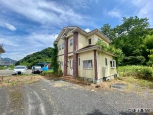 藤枝市高田　中古住宅　4LDKの物件画像