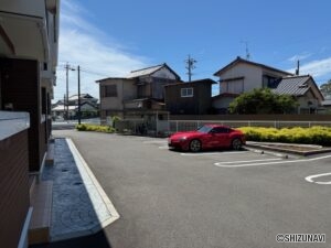 リーベ（駐車場）