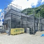 外観でございます。敷地が約97坪あり日当たり良好でお車なども余裕を持って駐車場可能です。