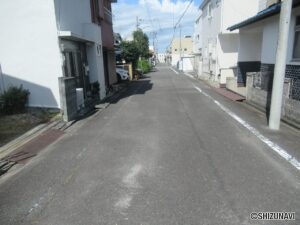 葵区城東町　前面道路