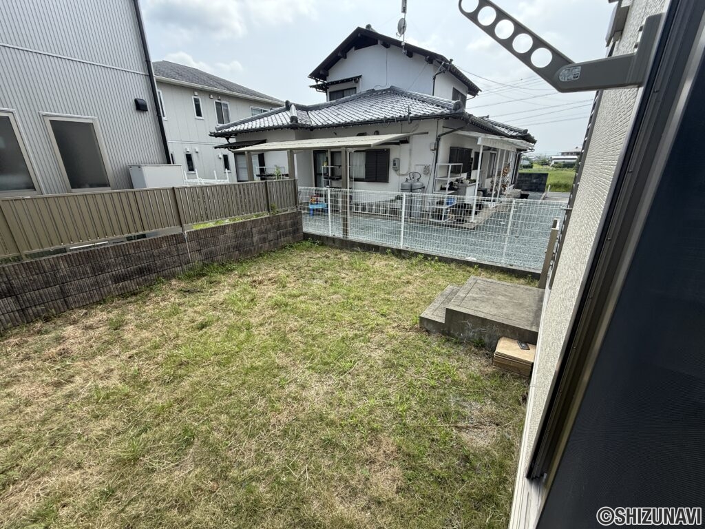 庭　別角度です。