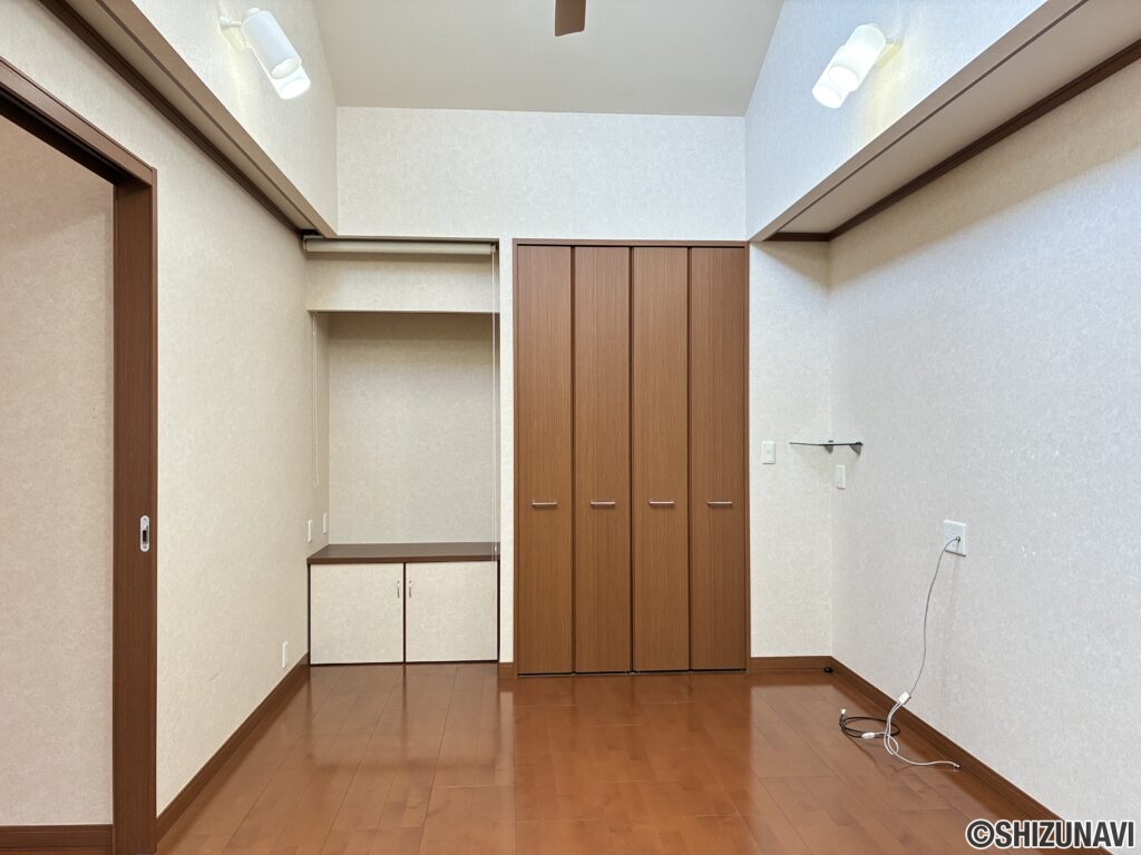 磐田市国府台