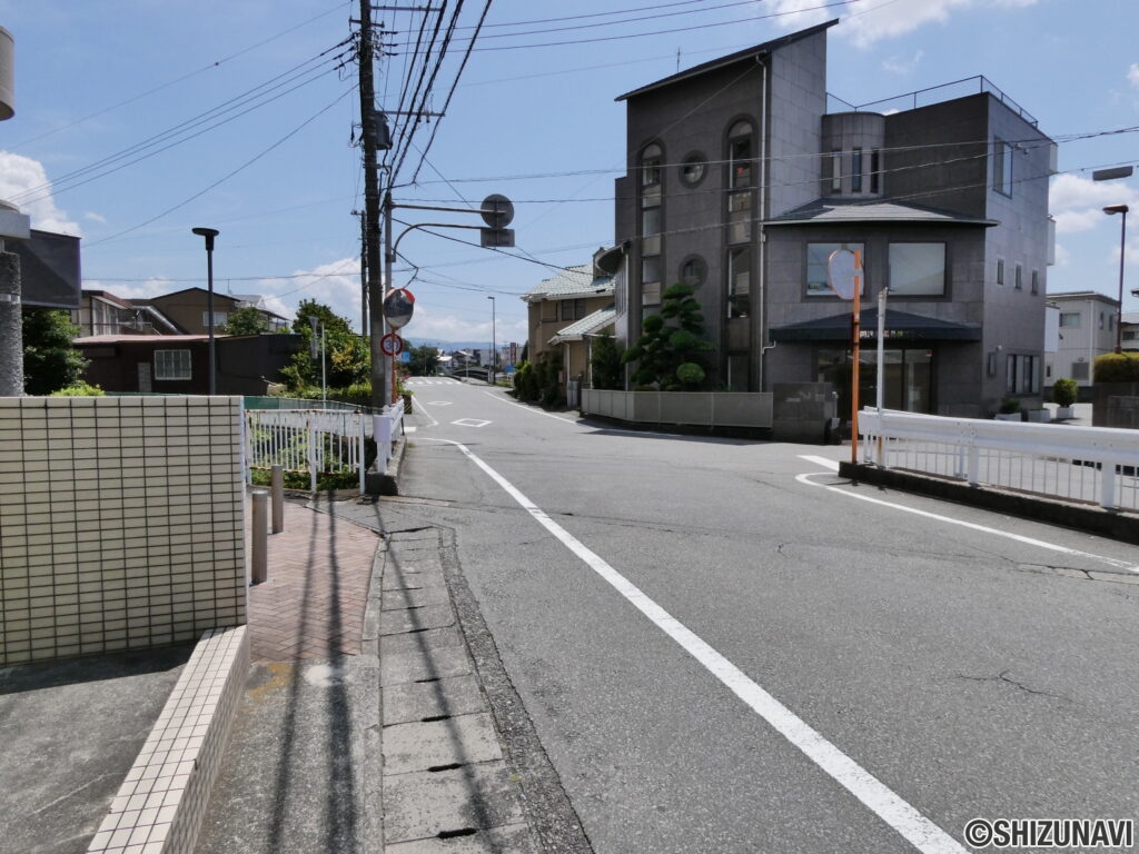 前面道路