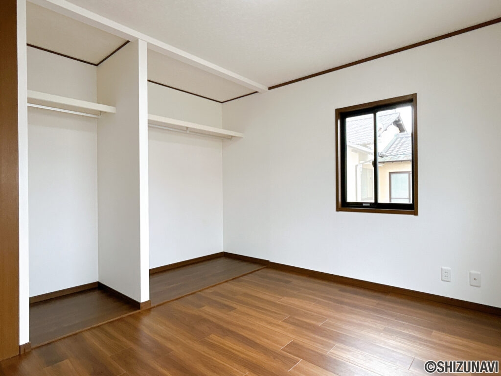 2階西側洋室