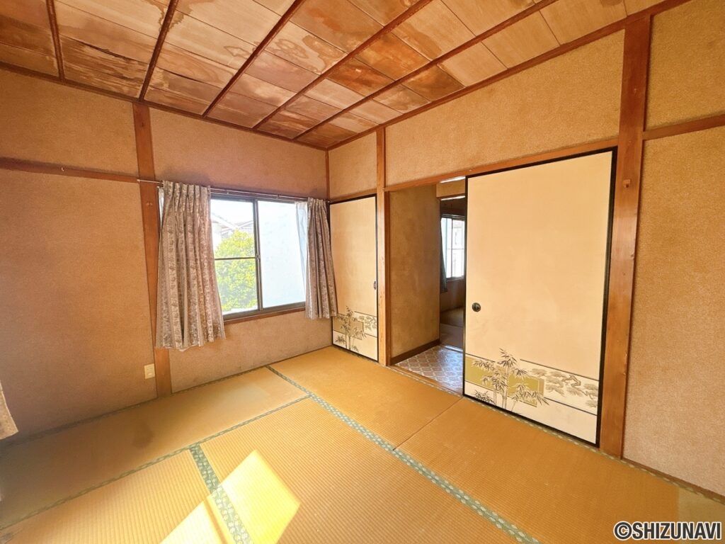【2階東側約6帖和室別角度】