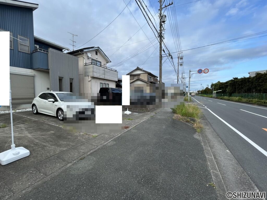 前面道路　別角度です。