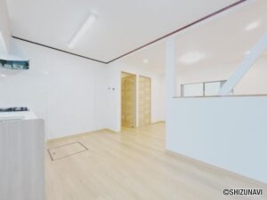 入山瀬リビング2