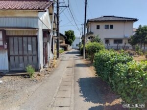 三島市安久　売り土地　前面道路