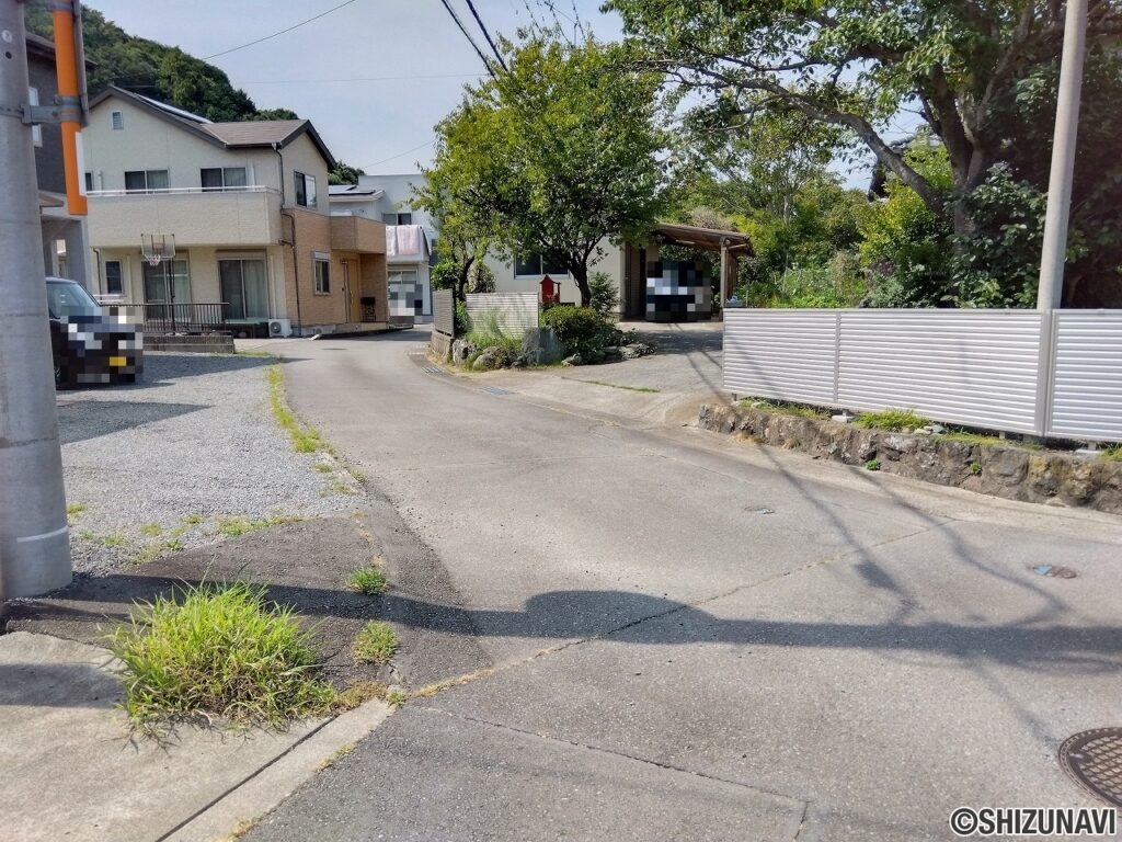 富士宮市山本　中古住宅　前面道路