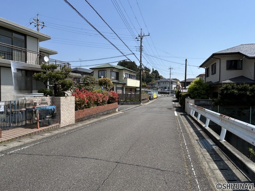 三ツ沢前面道路
