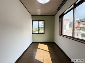2階4.5帖洋室