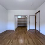 2階約8帖洋室　別角度です。