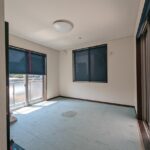 和室8帖　テラスに出られます。