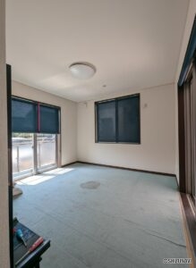 和室8帖　テラスに出られます。