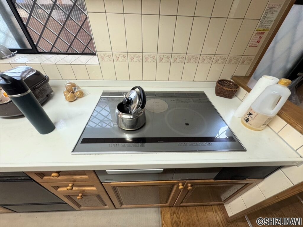 3口のIHコンロです♪