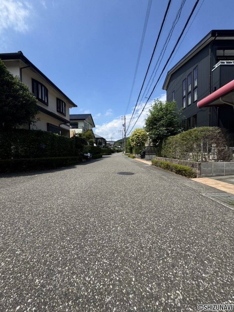 2方向接道です。