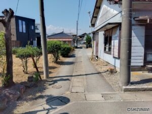 三島市安久　売り土地　前面道路