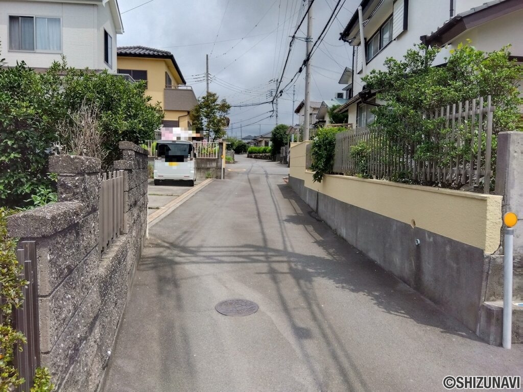 富士市厚原　中古住宅　前面道路