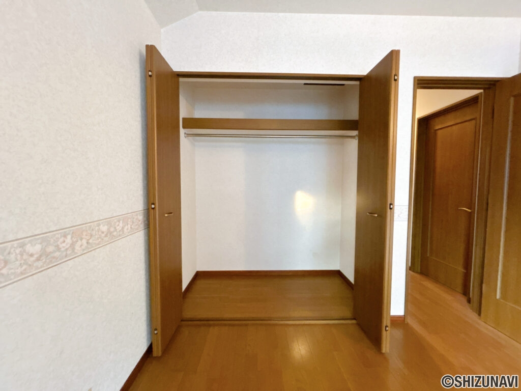 【2階北西側洋室】クローゼット