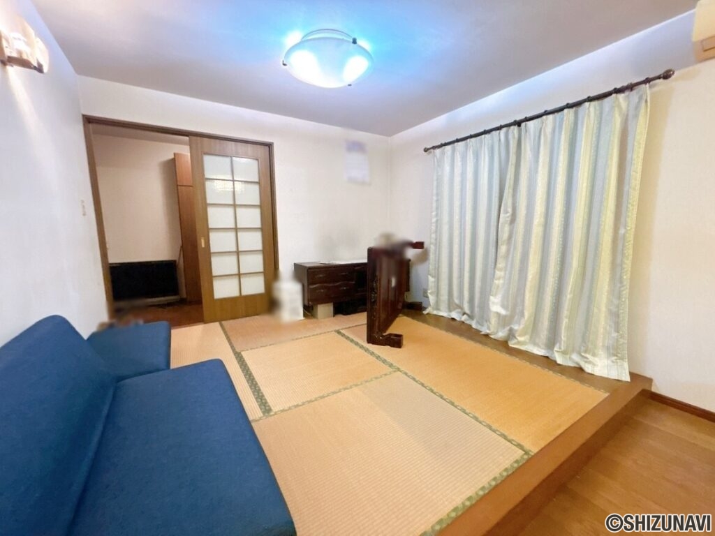 【1階小上がり】