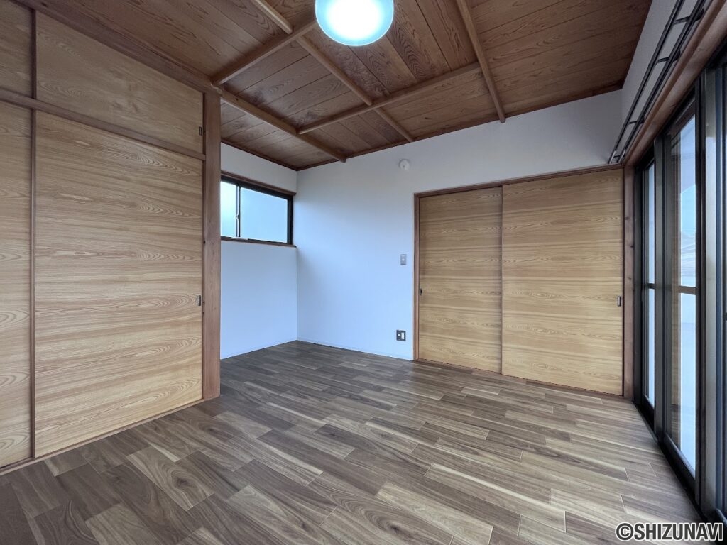 2階7帖洋室　別角度です。