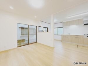 入山瀬リビング