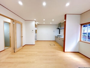 カチタス　三輪　リビング