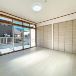 2階西側8帖洋室