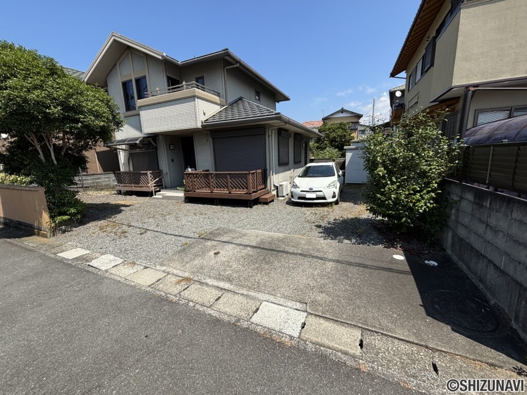 阿幸地町戸建て　駐車S