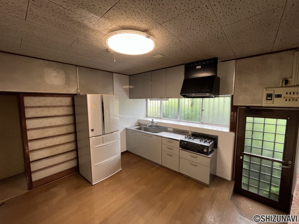 田方郡函南町平井　中古住宅の画像