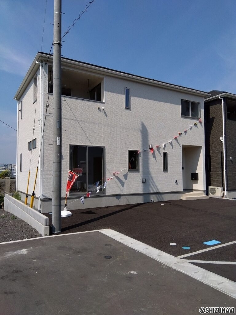 1号棟　物件南西からの写真です。