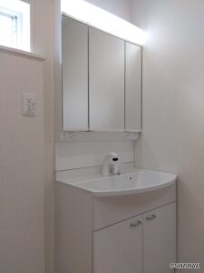 5号棟1階　洗面台の写真です。