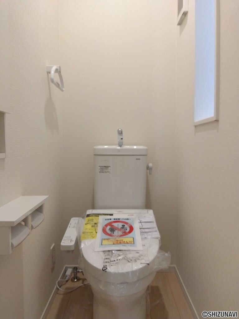 6号棟2階　トイレの写真です。