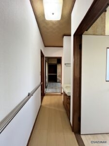 有玉南　中古住宅　廊下