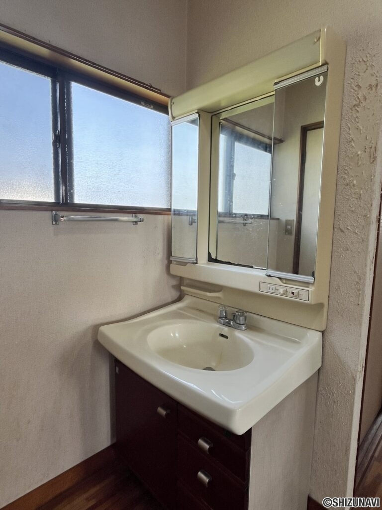 有玉南　中古住宅　洗面台