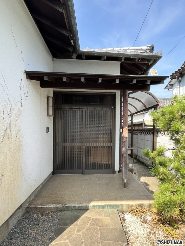 有玉南　中古戸建　玄関