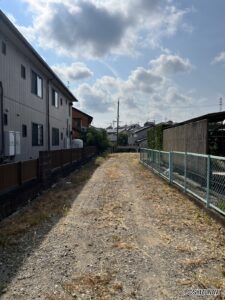 土地の入口通路です。