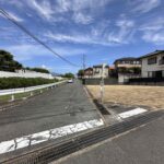 道路と敷地に高低差もありません。