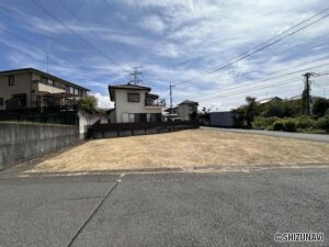 整形地につき建物の配置計画も立てやすいです。