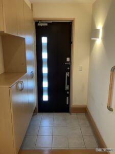 下駄箱、玄関の写真です。