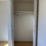 2階南西側洋室5.4帖の別角度からの撮影です。